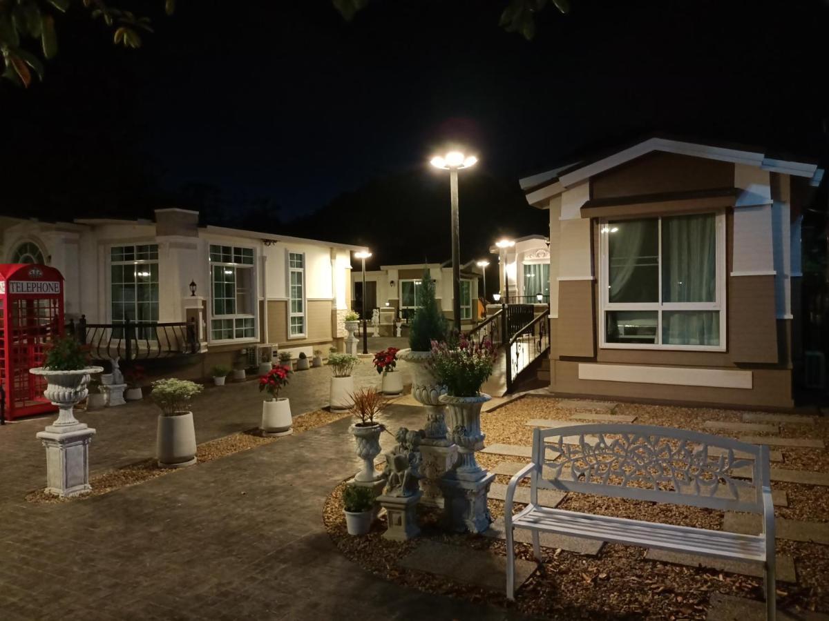 Khaoyaitriplefive Bed & Breakfast Ban Thung Sawang Exterior photo